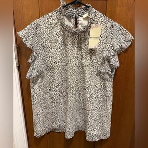 Eesome Monochrome Animal Print Blouse